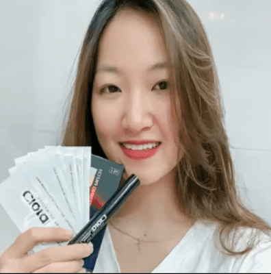 [Image: chi-thuy-mot-blogger-chuyen-review-my-pham-chia-se.png]