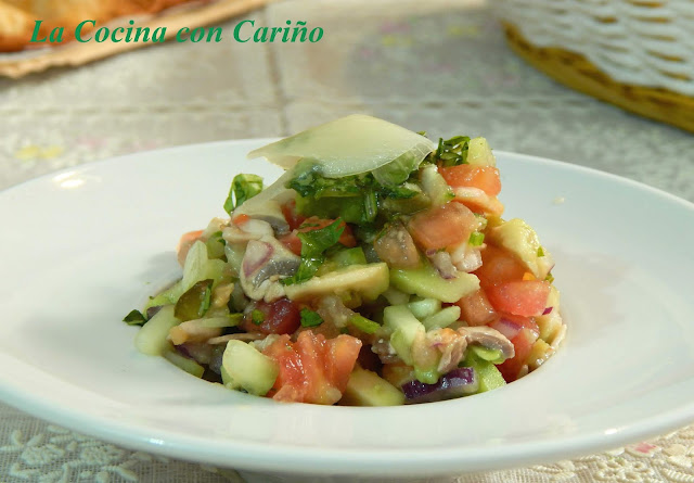 Tartar De Verduras Y Encurtidos
