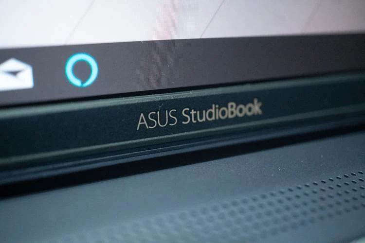 Review Asus ProArt StudioBook Pro X W730