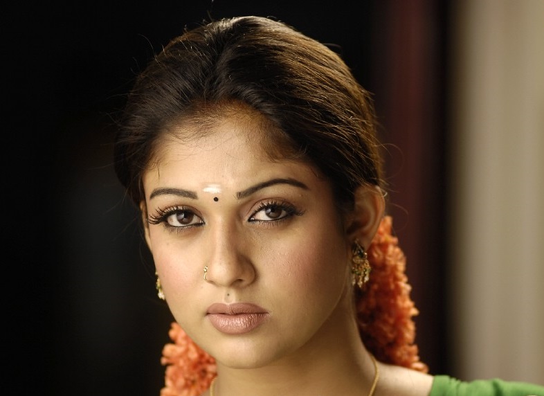 Nayanthara face close up