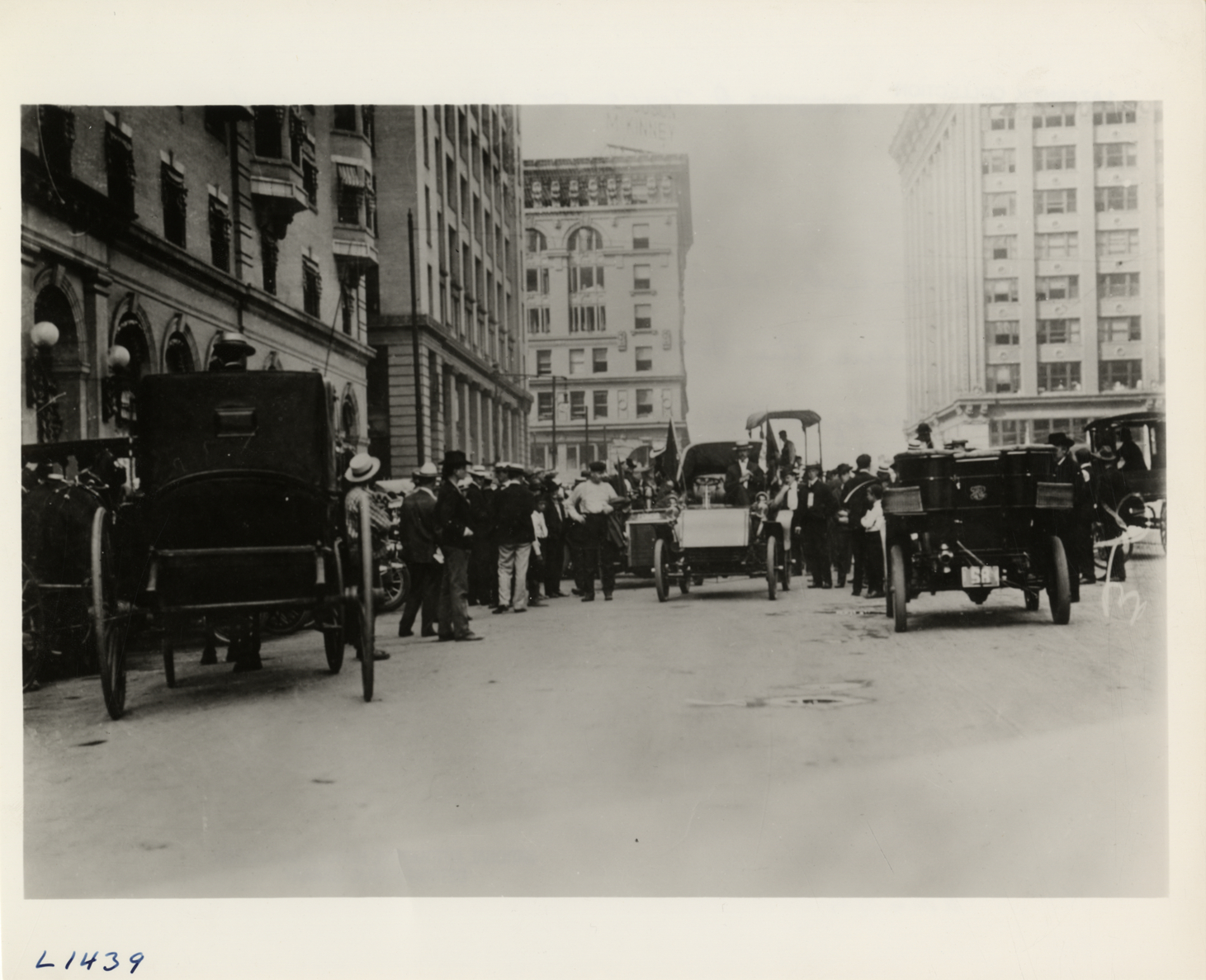 The Automobile and American Life 1904 New York City to St. Louis Louisiana Purchase A.A.A. Tour