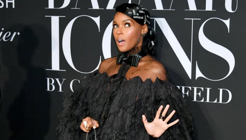 More-is-More Hair Accessories 7 Celebrity-Inspired Hair and Makeup Ideas to Try for New Year's Eve