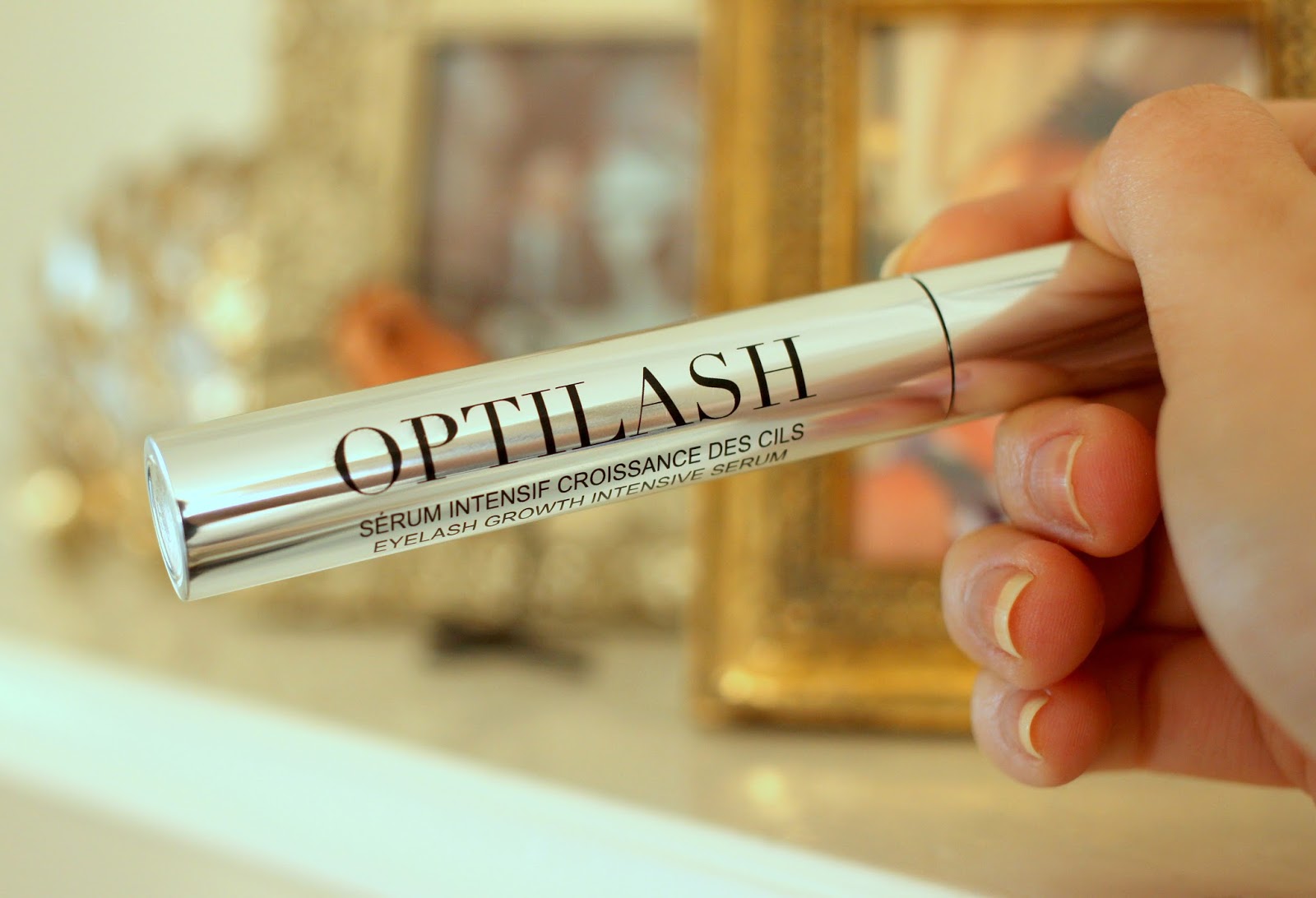 The Beauty Myth Vaseline Makes Eyelashes Grow Faster, Longer & Thicker