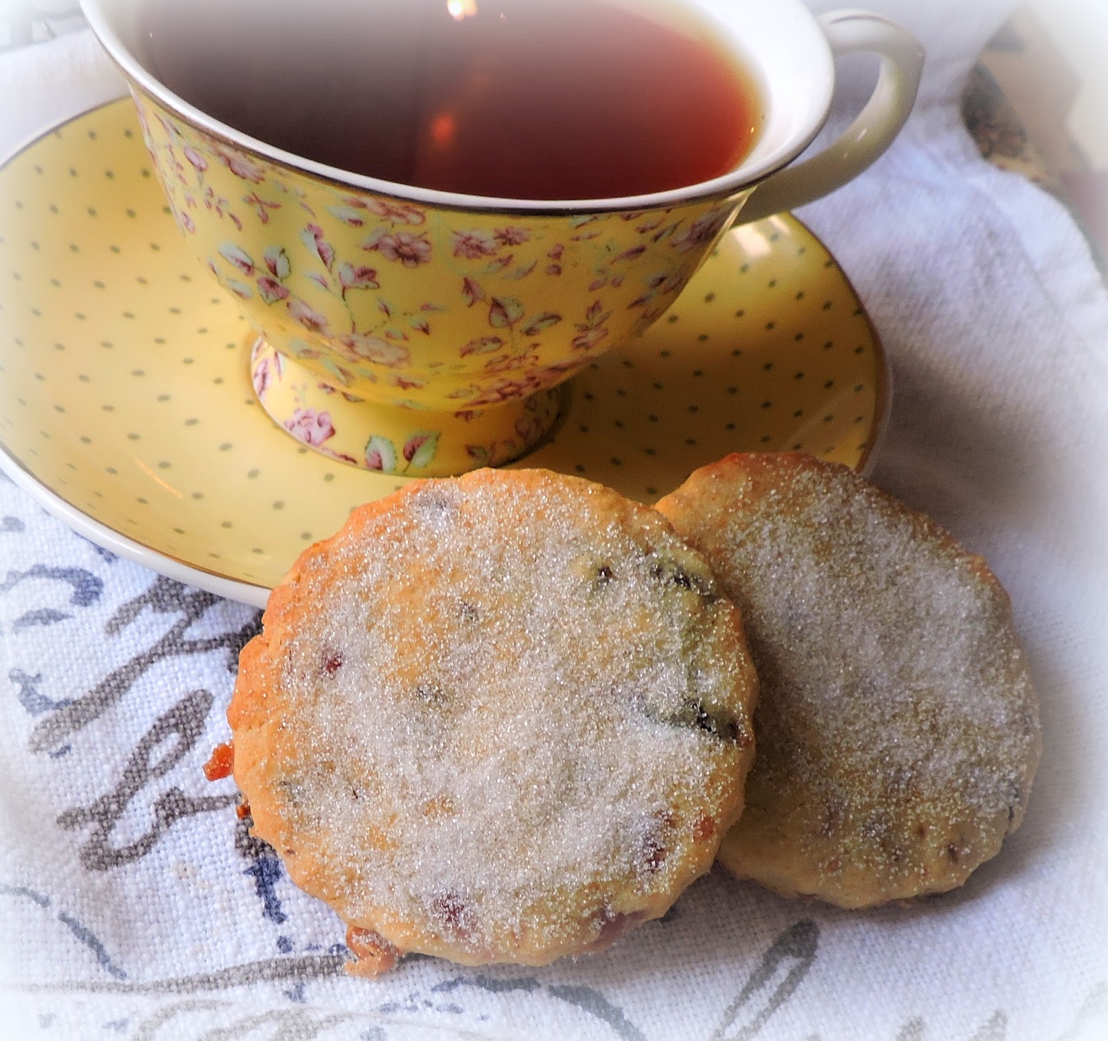The English Kitchen Langley Wakes Cakes