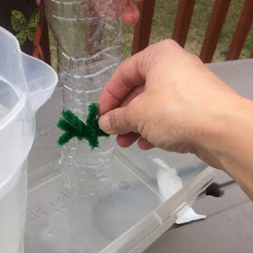 Your toddlers will love this water table activity that goes along with the Itsy Bitsy Spider song.