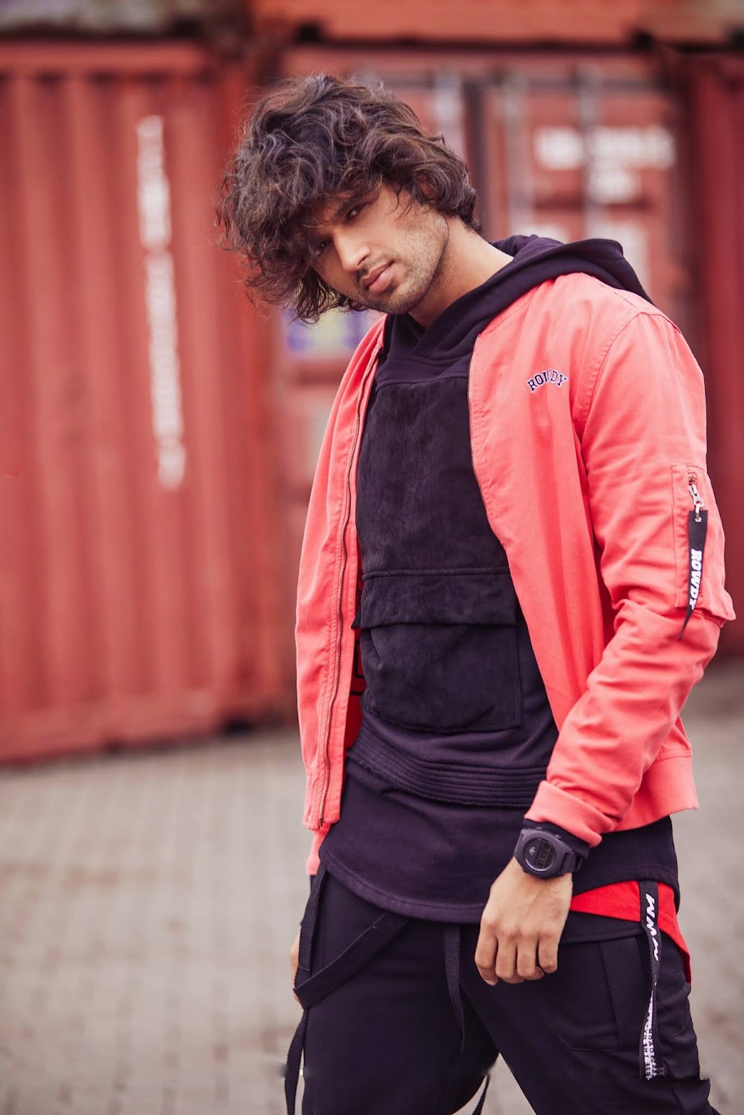 Vijay Devarakonda Ultra Stylish Looks | 123HDgallery