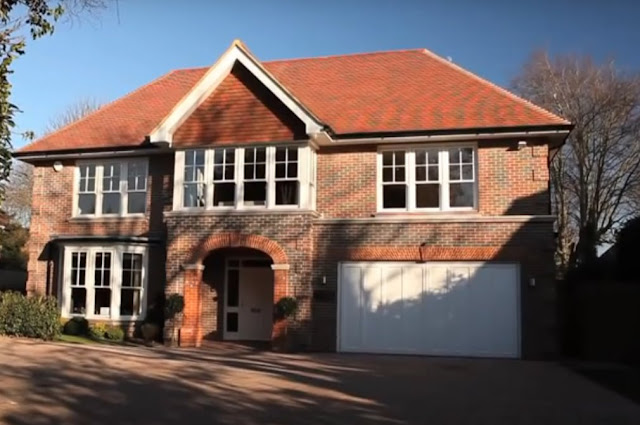 Rumah Mewah Bergaya Vintage Rumah Mewah Bergaya Vintage