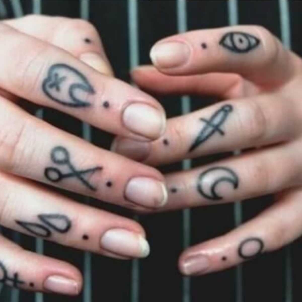 How Long Do Finger Tattoos Last?