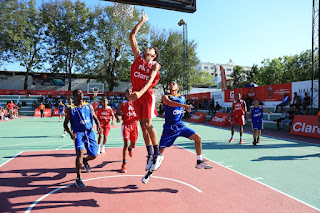 Shalom, Santa María y Miguel de Cervantes avanzan a las finales  de sus respectivos circuitos en la Copa Intercolegial Claro de Baloncesto