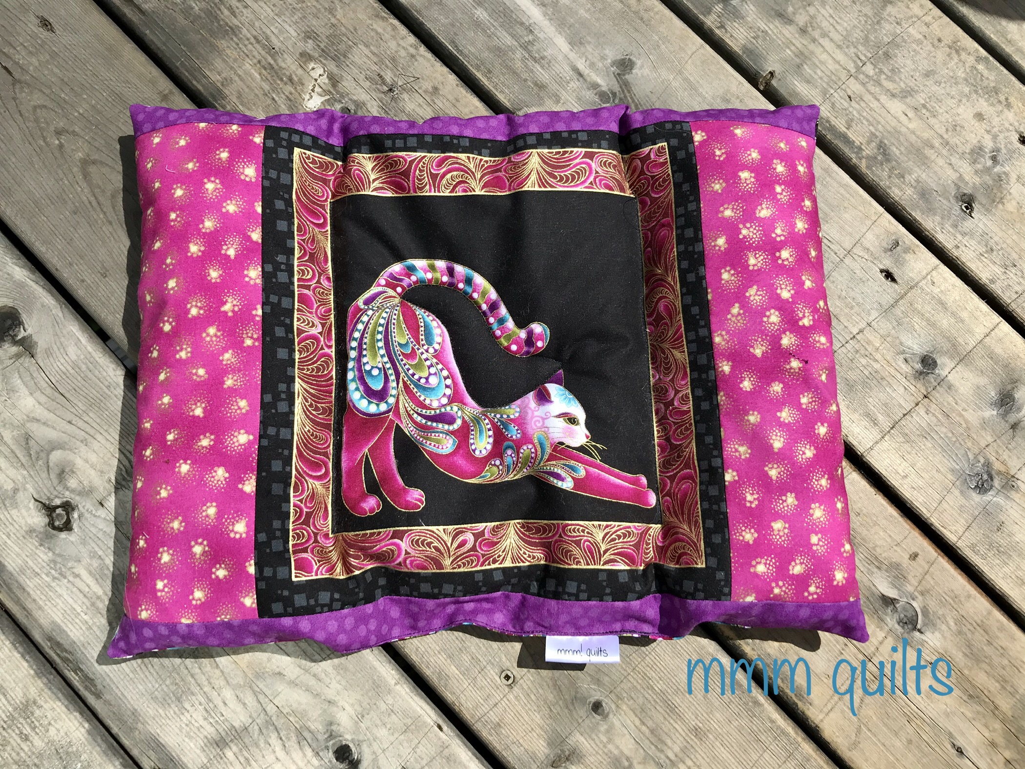 Musings of a Menopausal Melon mmm quilts Cat Mats Installment 2 of 3