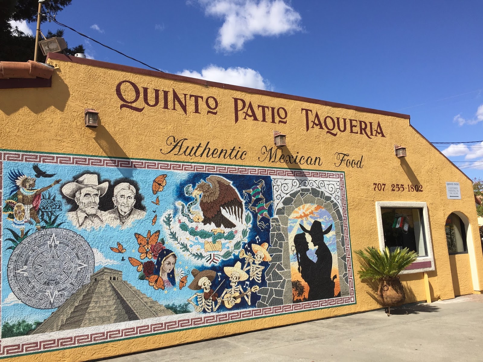 フード＆ワインの日々 ナパ グルメ：カジュアルなメキシカン Quinto Patio Taqueria（クイント パティオ タケリア）