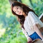 Jo Sang Hi – Beautiful Outdoor Foto 1