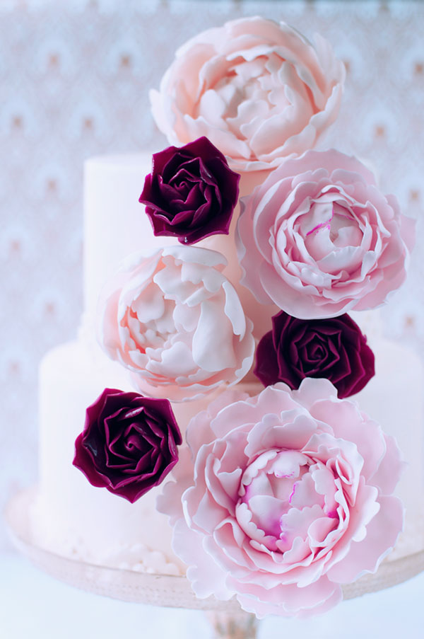 {table for two | recipe : almond cake with sugar peonies & roses}