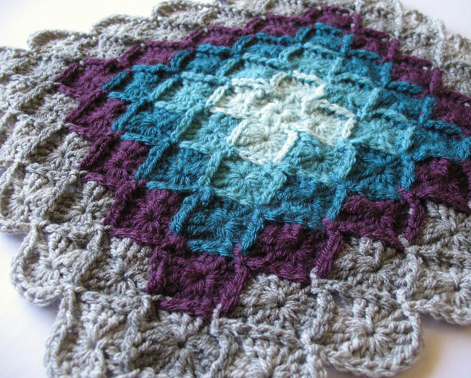 eclectic me wool eater blanket CAL....