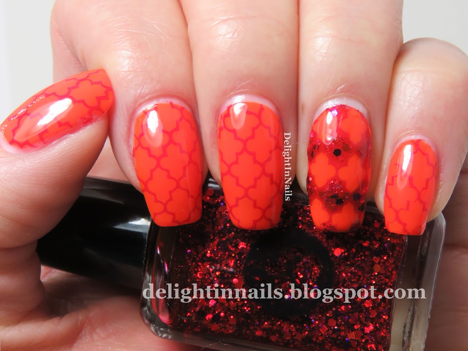 Delight In Nails: 40 Great Nail Art Ideas - 3 Shades of Red/Orange