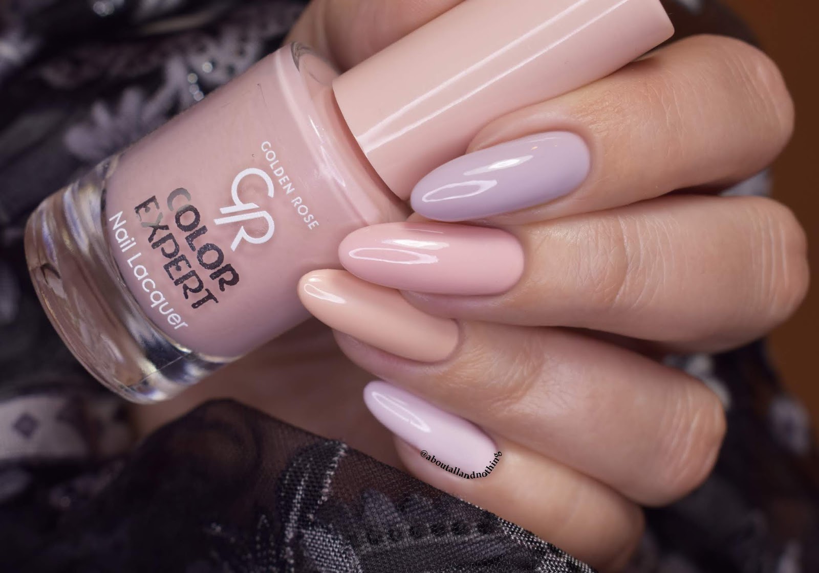 Pastelowy misz masz, czyli cztery neutralne kolory z serii Color Expert od Golden Rose Polska