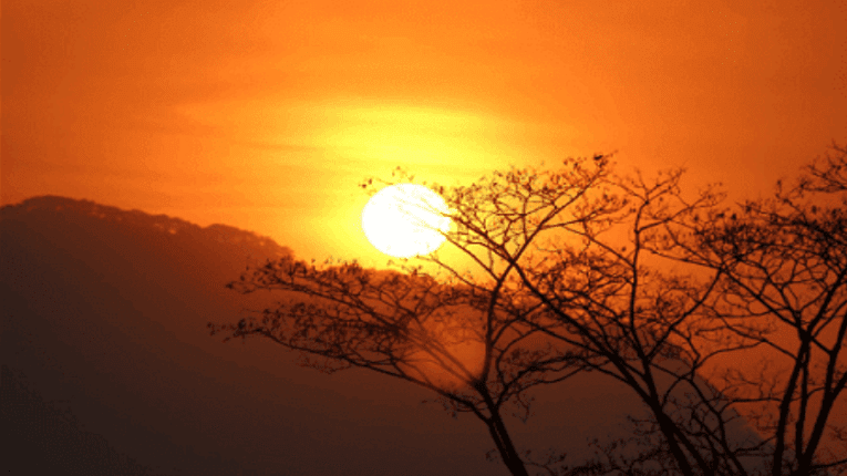 Puisi tentang senja dan kenangan