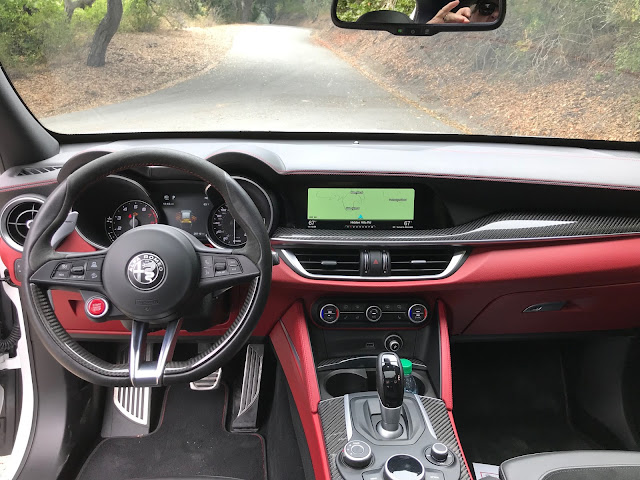 Dashboard in 2018 Alfa Romeo Stelvio Quadrifoglio AWD
