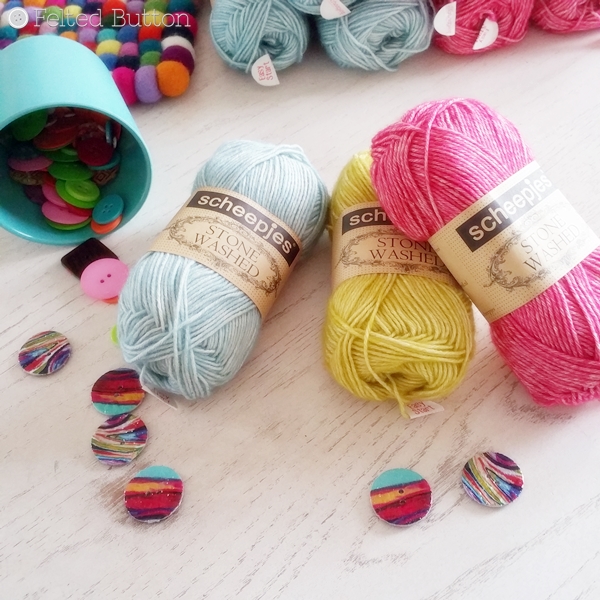 Review: Love Affair with Scheepjes Stonewashed – Felted Button