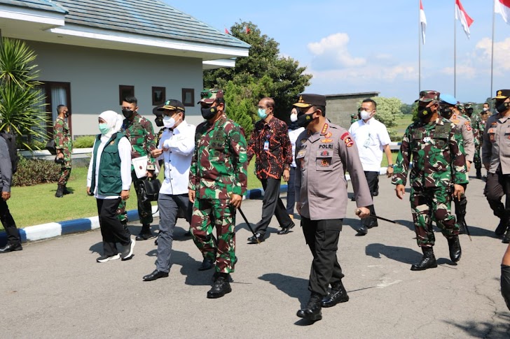 Pangkoopsau II Dampingi Panglima TNI Dan Kapolri Di Lanud Iswahjudi
