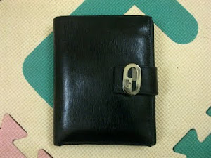 Gucci Black Leather Wallet(SOLD)