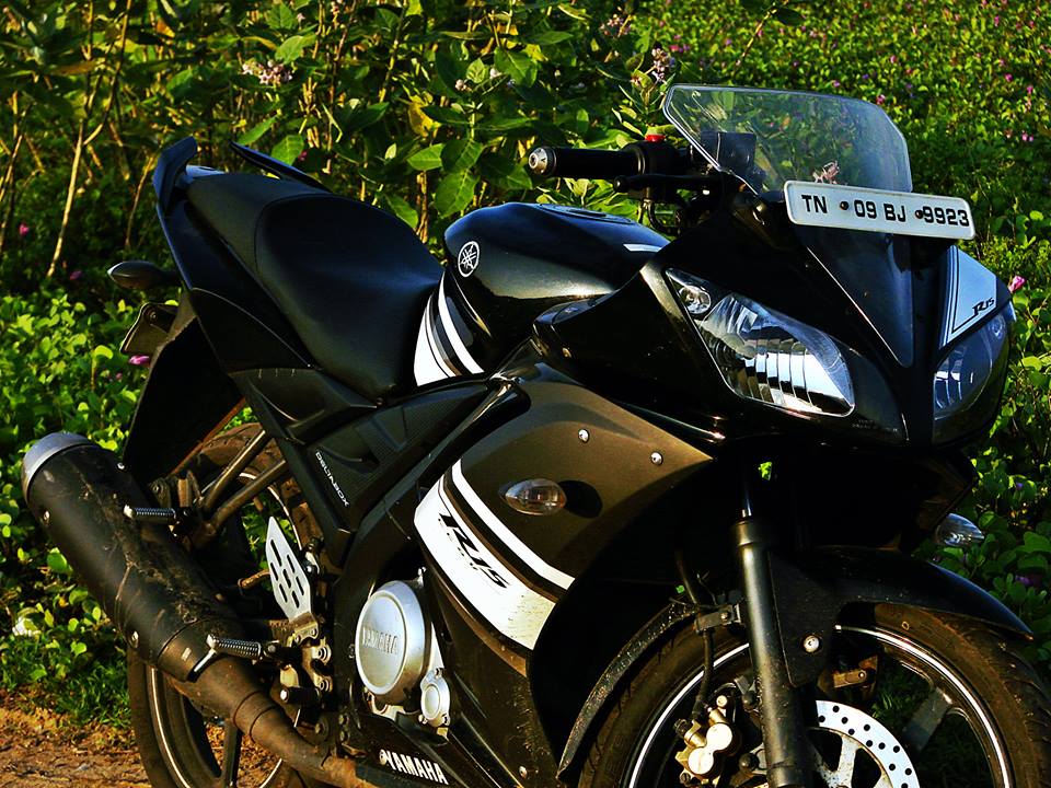 yamaha r15 v1 specifications