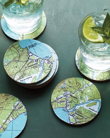 reciclar cds en posavasos con mapas o atlas viejos
