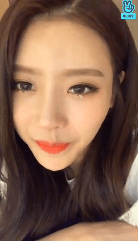 러블리즈 청순 이미주 V앱움짤