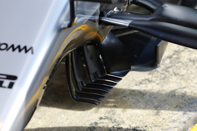 I turning vanes introdotti dalla Mercedes a Barcellona sulla sua W07 Hybrid