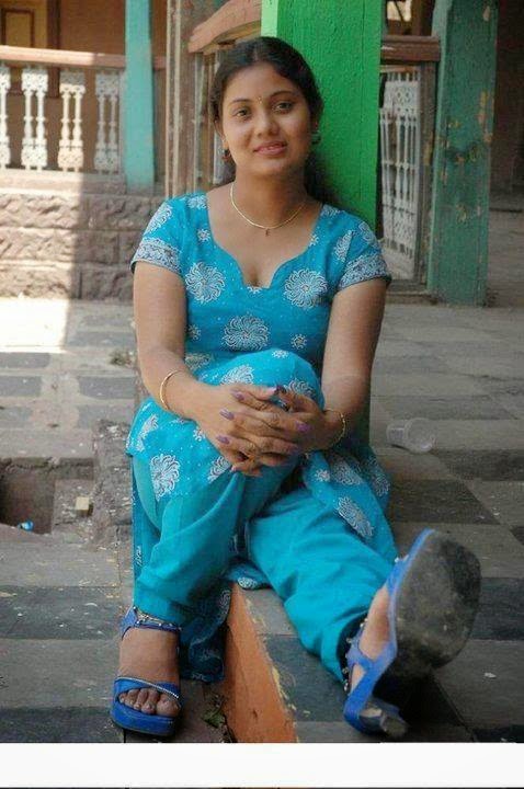 Daily Latest Posts Desi Bhabi Real Sexy Pictures
