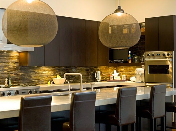 Large pendant lights in the dining room