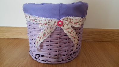 How to dress-up a basket for spring How to dress-up a basket for spring