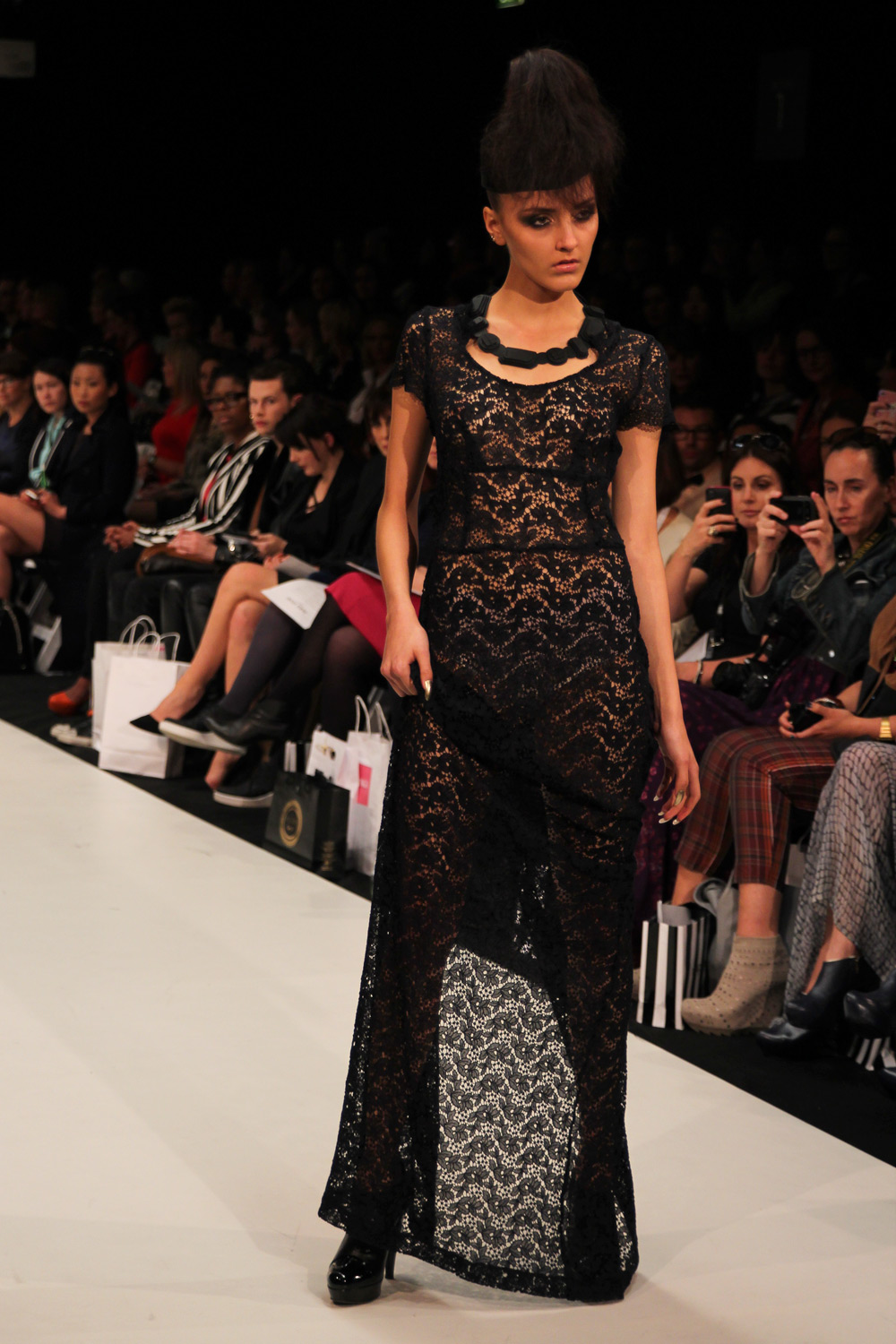 NZFW 2012: ANDREA MOORE - FOUREYES | New Zealand Street Style Fashion Blog