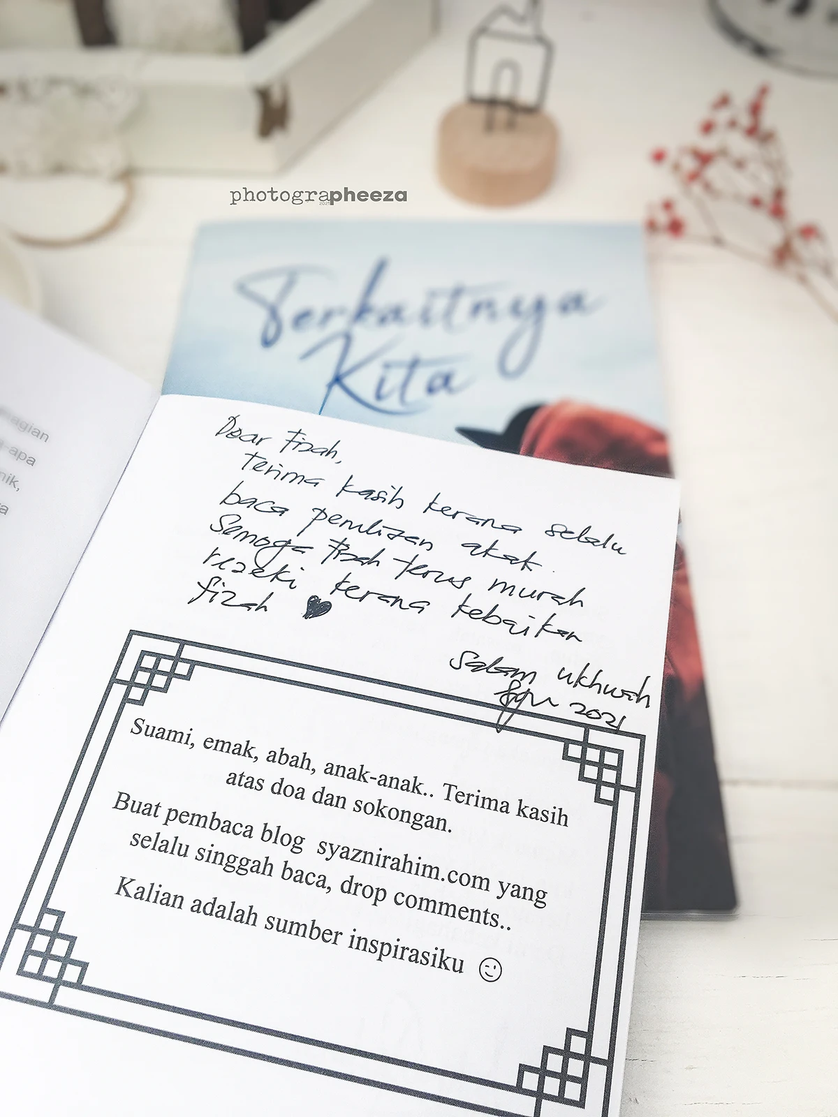 Autograph Penulis Novel Syaz Eym