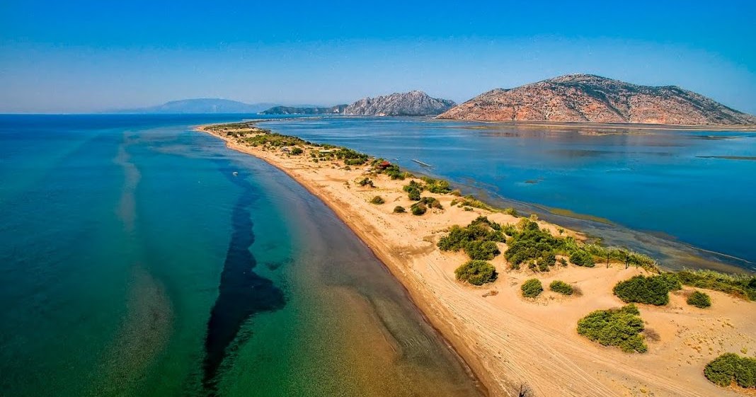 Louros: The longest beach of Greece with a length of 17 km!