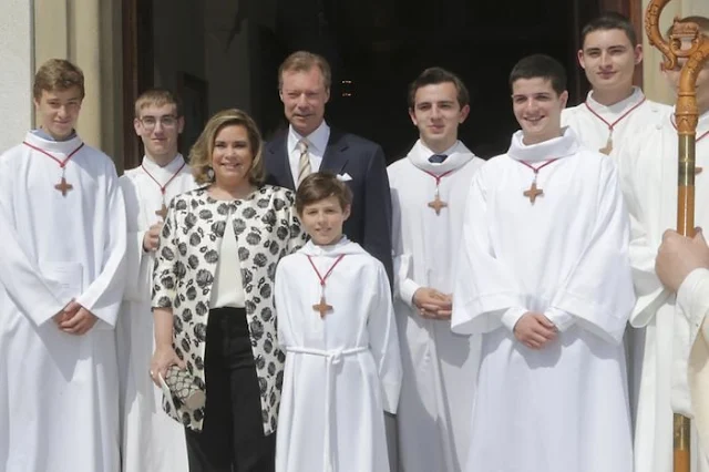 Grand Duke Henri and Grand Duchess Maria Teresa, Prince Guillaume and Countess Stephanie, Prince Félix, Princess Amalia, Prince Louis and Princess Tessy, Princess Sibilla, Prince Leopold, Princess Charlotte and Prince Jean Andre, Archduke Imre Emanuel Simeon Jean Carl Marcus d'Aviano and Kathleen Elizabeth Walker, Claire Lademacher