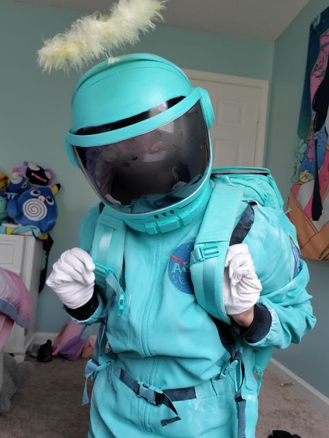 Foto Cosplay Among Us