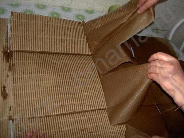 nevban Atık Kartondan Vazo Yapımı
