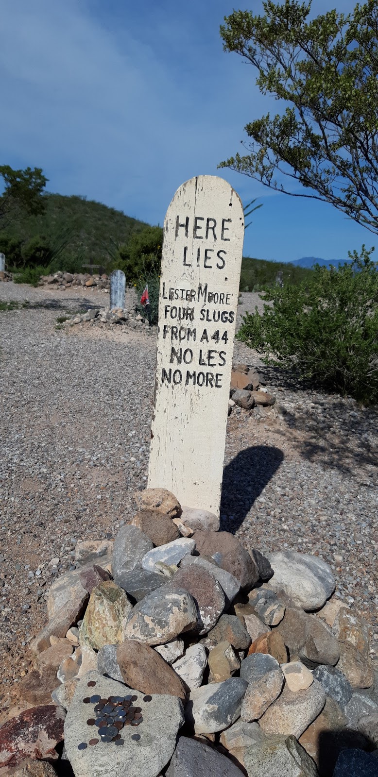 The OnLine Buzzletter AZ Trip 21 Tombstone's Boot Hill