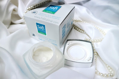 Safi White Expert Illuminating Day Cream SPF 15 PA++ beauty blogger bandung
