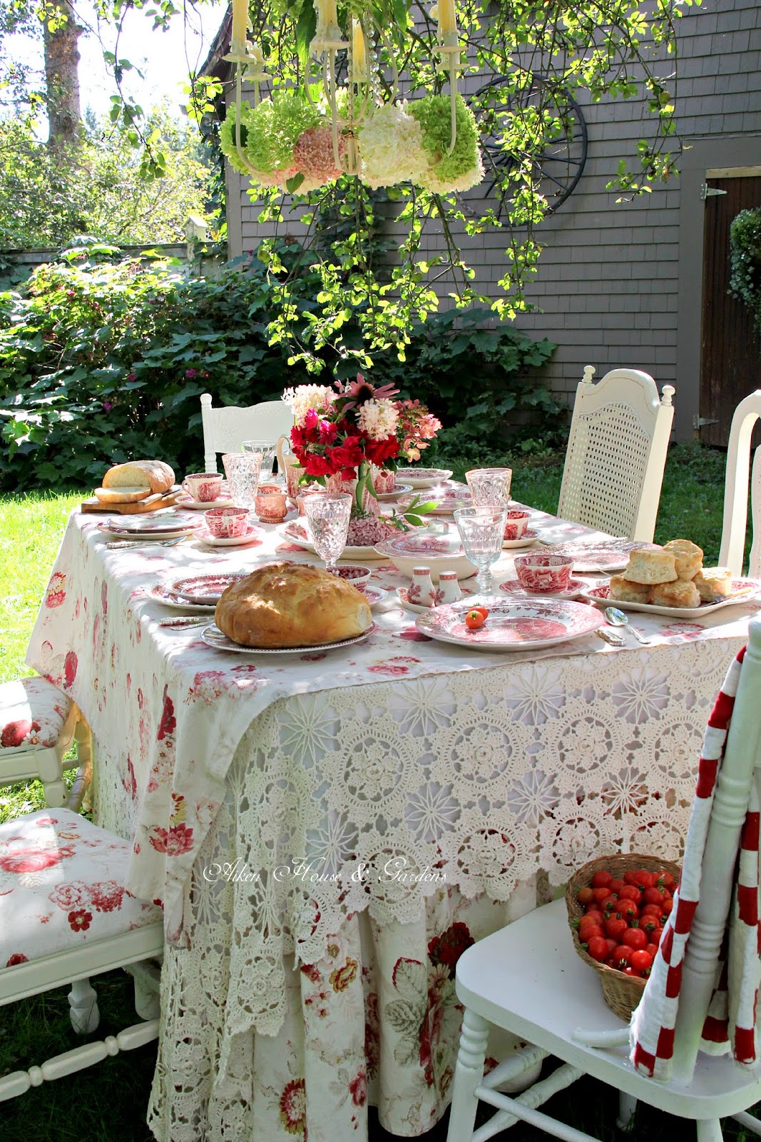 Aiken House & Gardens Summer Garden Tablescapes