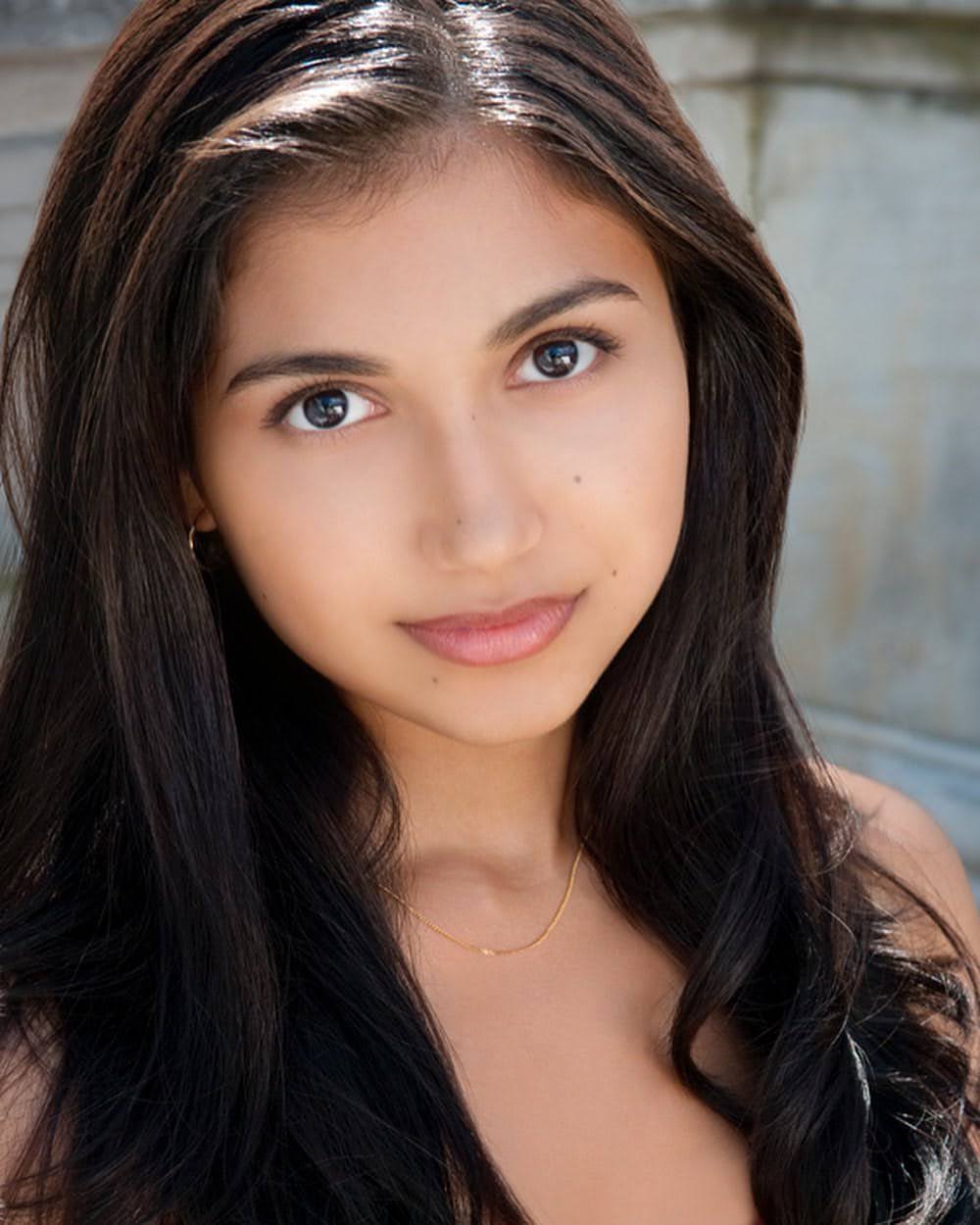 Monica santhiago facebook