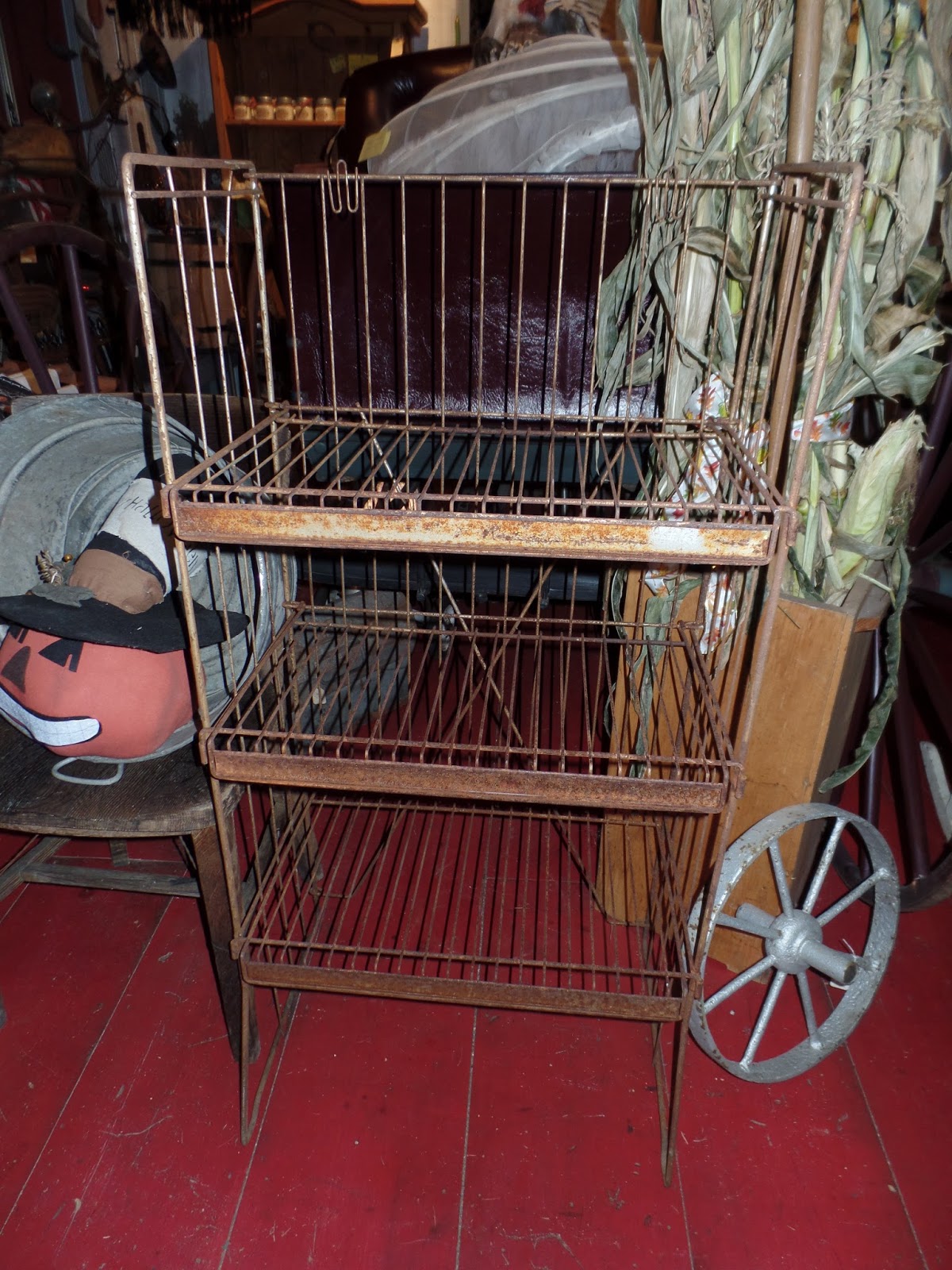 Log Cabin Antiques & Gifts Folding wire rack