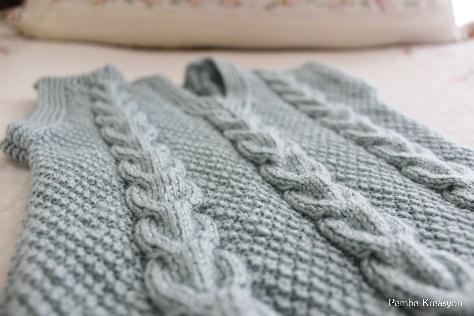 Pembe Kreasyon ERKEK ÇOCUK SÜVETER MODELİ