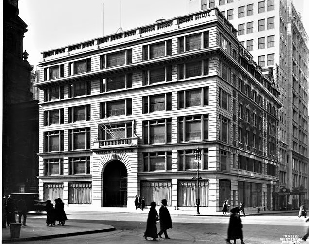 Daytonian In Manhattan The Lost Franklin Simon Store Fifth Avenue And 38th Street