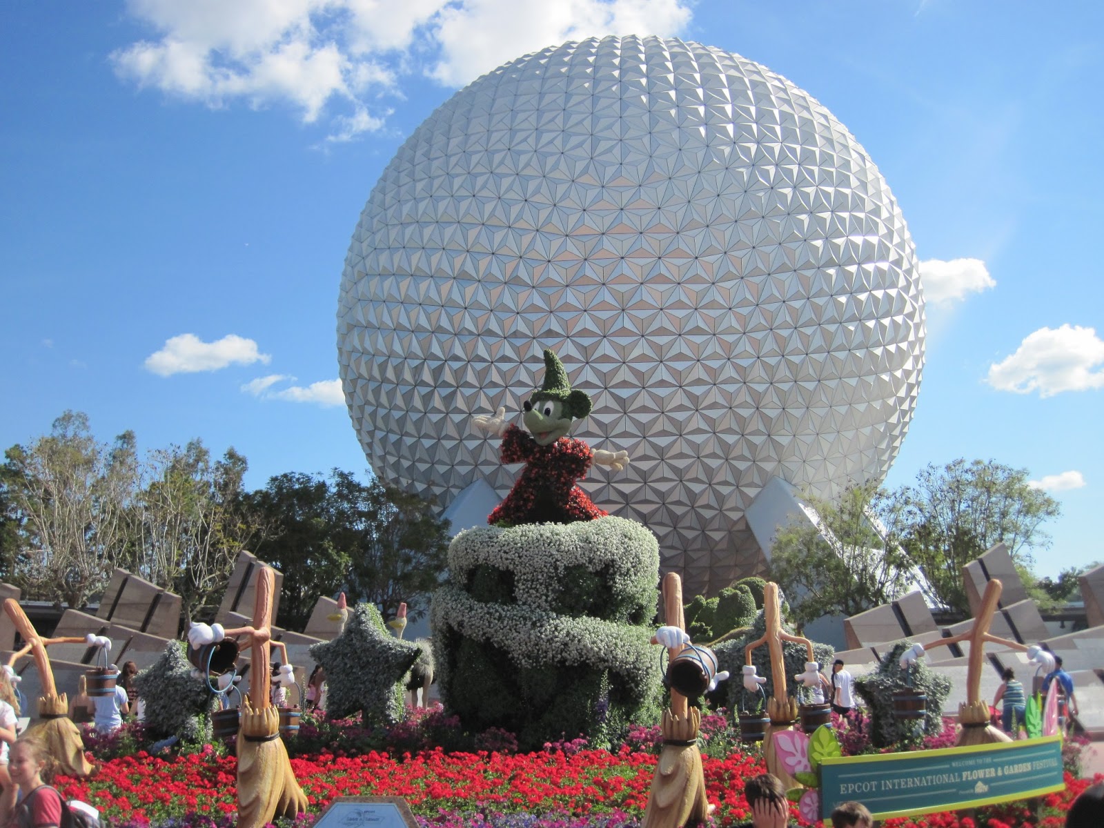 Trips with Angie Blog : Spotlight: Walt Disney World Epcot
