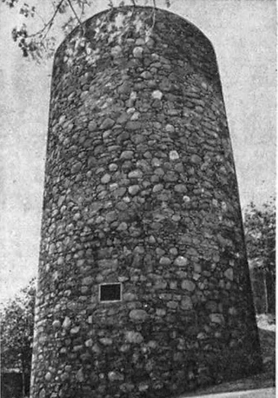 Алушта башня алустон