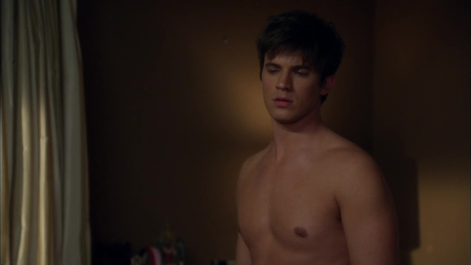 ausCAPS: Matt Lanter shirtless in 90210 1-24 "One Party Can 