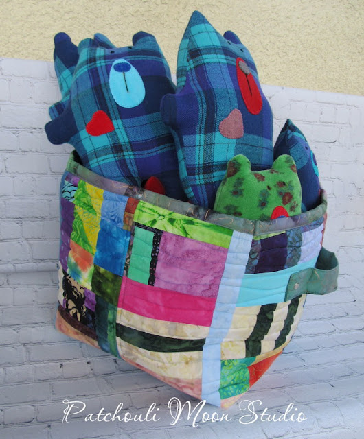 Patchouli Moon Studio~ Lots of Stuffed Bears