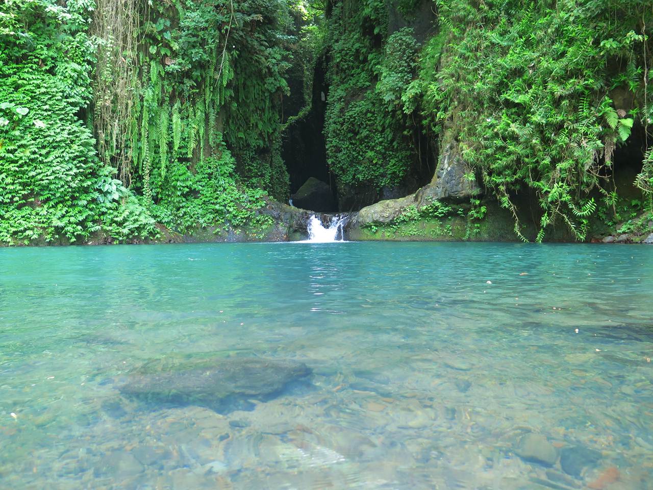 Алинг Алинг прыжки с водопада